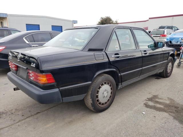 WDBDA29D2JF492608 - 1988 MERCEDES-BENZ 190 E 2.6 BLACK photo 3