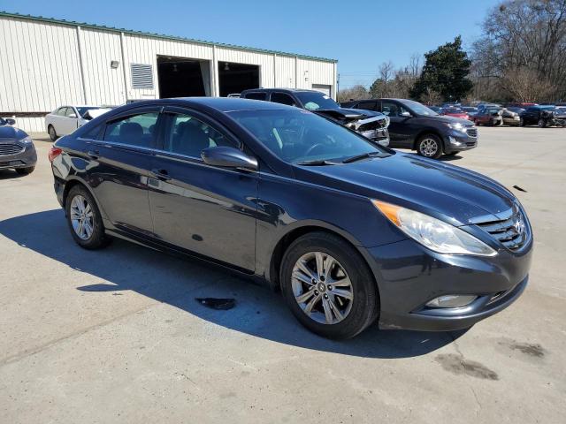 5NPEB4AC8DH551267 - 2013 HYUNDAI SONATA GLS BLUE photo 4