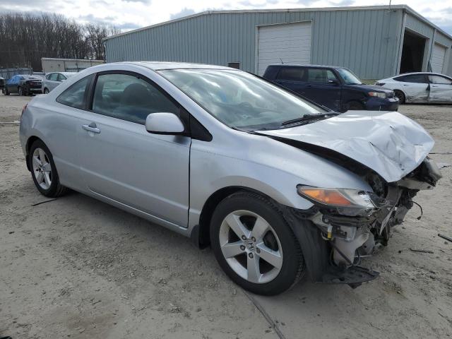 2HGFG12848H546338 - 2008 HONDA CIVIC EX SILVER photo 4