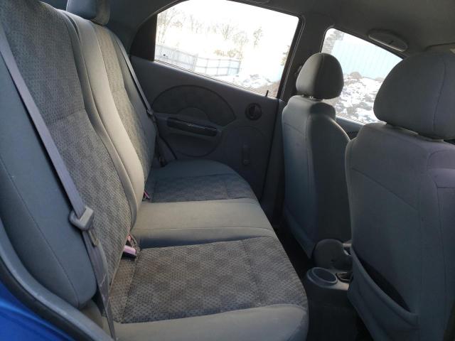 KL1TD52695B423565 - 2005 CHEVROLET AVEO BASE BLUE photo 10