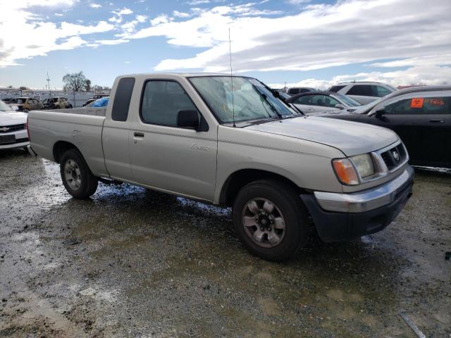 1N6DD26S9XC302113 - 1999 NISSAN FRONTIER KING CAB XE SILVER photo 4