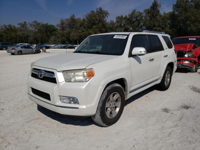 JTEZU5JR4B5018783 - 2011 TOYOTA 4RUNNER SR5 WHITE photo 1