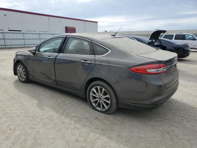 3FA6P0HD2HR286707 - 2017 FORD FUSION SE GRAY photo 2