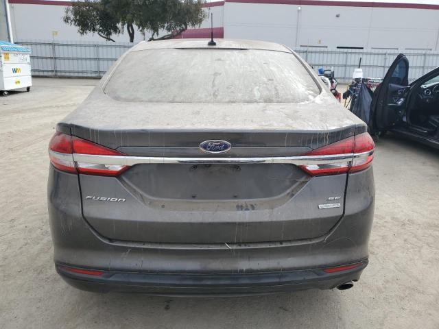 3FA6P0HD2HR286707 - 2017 FORD FUSION SE GRAY photo 6