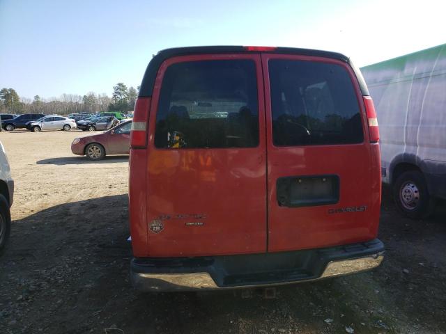 1GAHG35U851260118 - 2005 CHEVROLET EXPRESS G3 RED photo 6