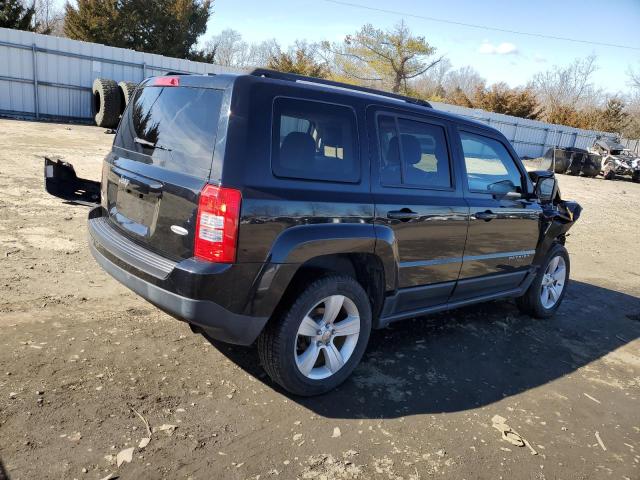 1C4NJRFB4CD603417 - 2012 JEEP PATRIOT LATITUDE BLACK photo 3