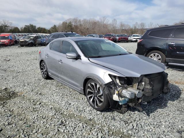 19UDE2F40JA000702 - 2018 ACURA ILX SPECIAL EDITION SILVER photo 4