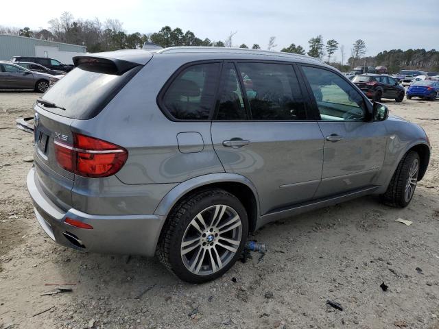 5UXZV4C5XCL992060 - 2012 BMW X5 XDRIVE35I GRAY photo 3