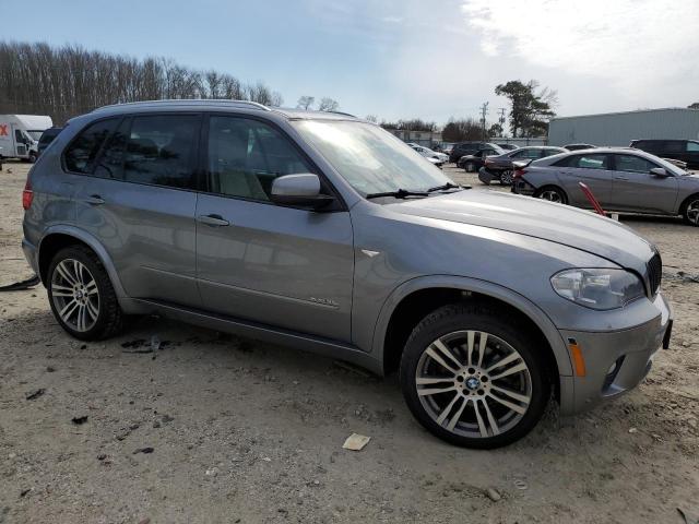 5UXZV4C5XCL992060 - 2012 BMW X5 XDRIVE35I GRAY photo 4