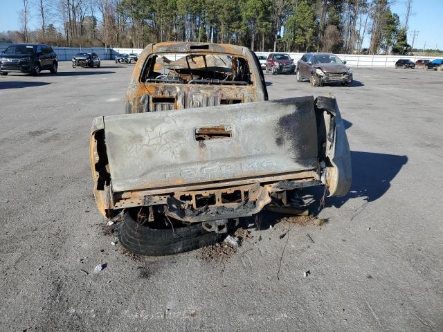 5TFDZ5BNXHX026203 - 2017 TOYOTA TACOMA DOUBLE CAB BURN photo 6