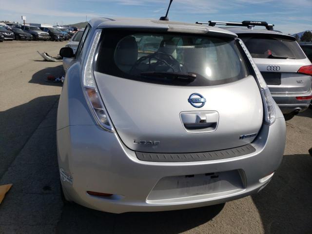 JN1AZ0CP6BT002102 - 2011 NISSAN LEAF SV SILVER photo 6