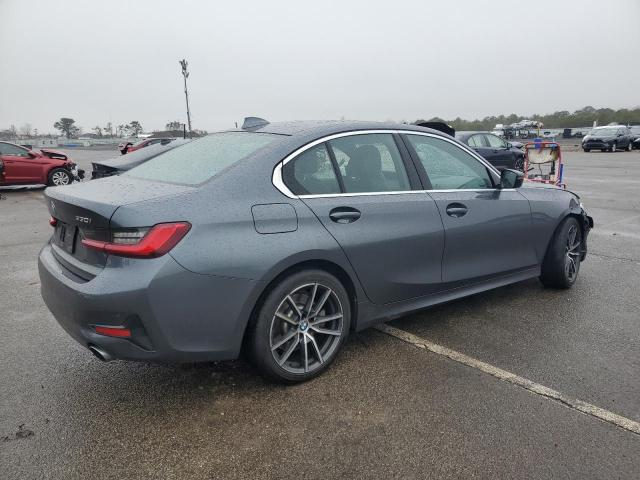 3MW5R7J00M8C07032 - 2021 BMW 330XI GRAY photo 3