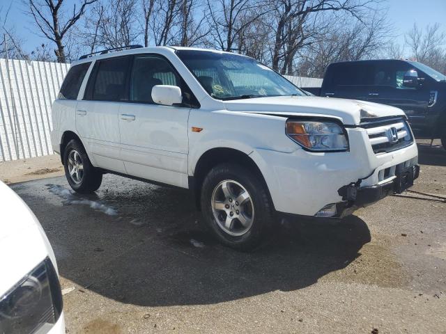 5FNYF28528B006246 - 2008 HONDA PILOT EXL WHITE photo 4