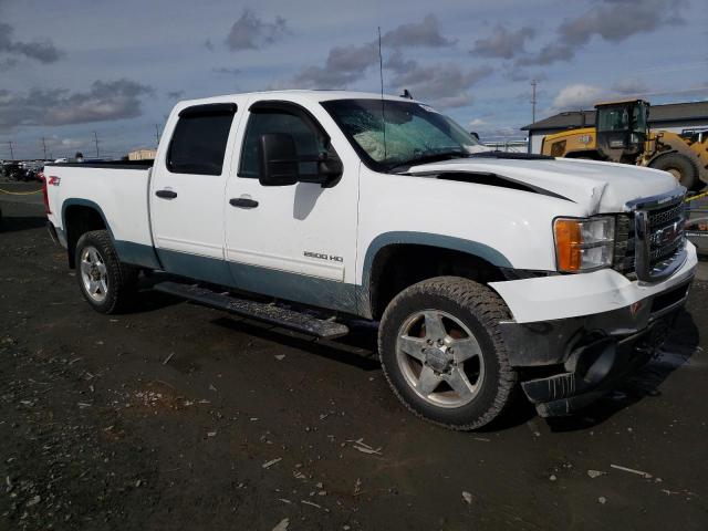 1GT120CG9DF140610 - 2013 GMC SIERRA K2500 SLE WHITE photo 4