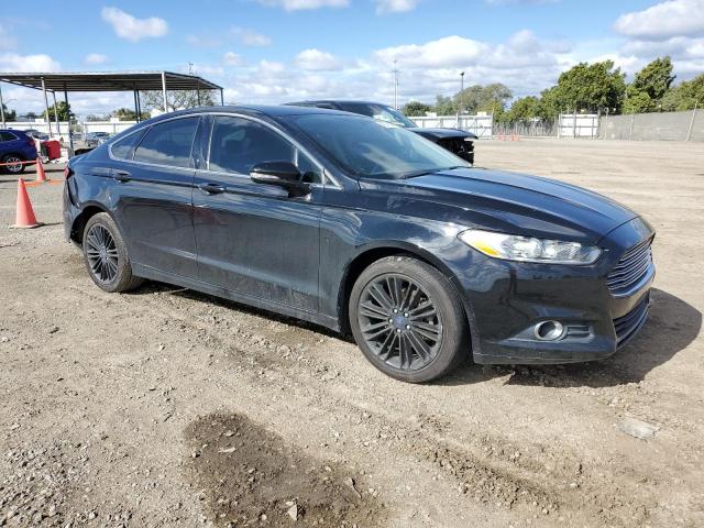 3FA6P0H90GR256194 - 2016 FORD FUSION SE BLACK photo 4