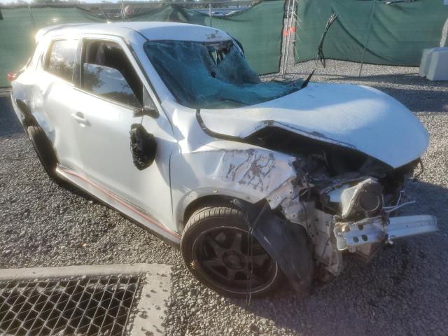 JN8AF5MR0FT511180 - 2015 NISSAN JUKE S WHITE photo 4