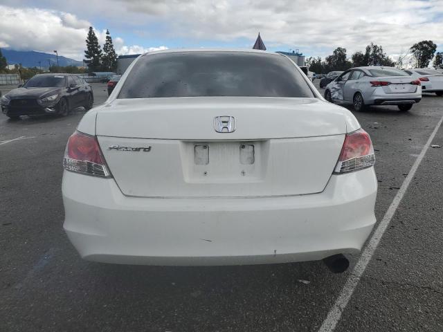 JHMCP26348C054836 - 2008 HONDA ACCORD LX WHITE photo 6