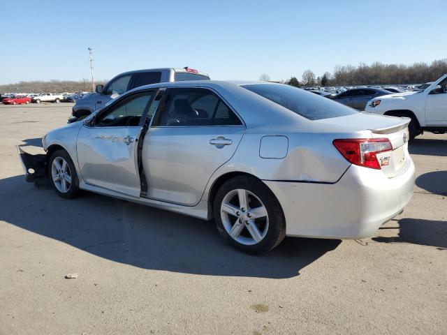 4T1BF1FK1EU338525 - 2014 TOYOTA CAMRY L SILVER photo 2