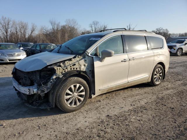 2017 CHRYSLER PACIFICA TOURING L, 