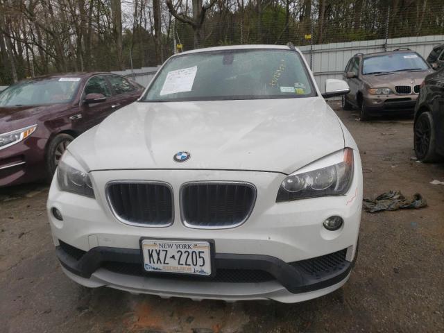 WBAVL1C55FVY34168 - 2015 BMW X1 XDRIVE28I WHITE photo 5