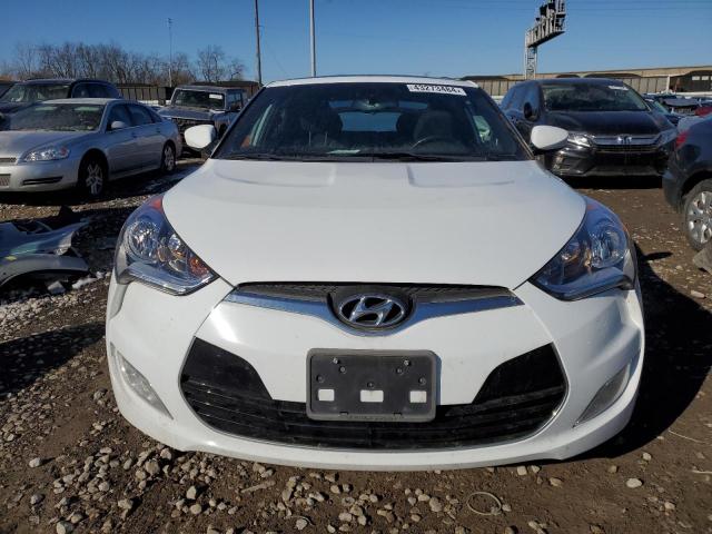 KMHTC6AD3HU320096 - 2017 HYUNDAI VELOSTER WHITE photo 5