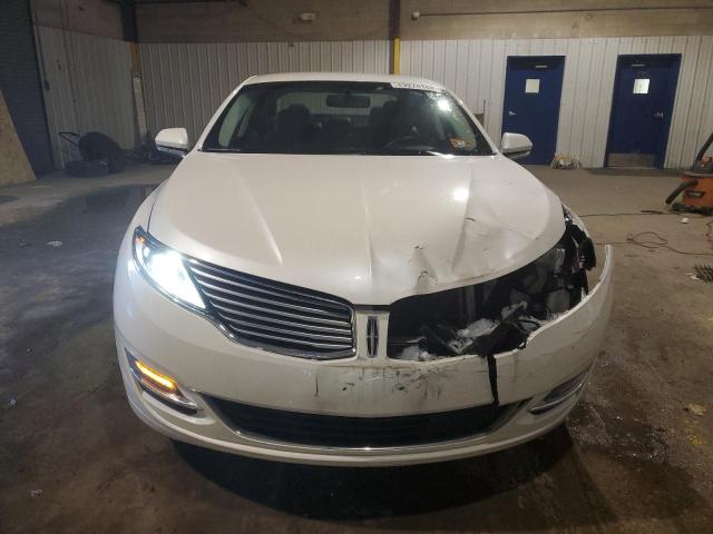 3LN6L2G94GR604853 - 2016 LINCOLN MKZ WHITE photo 5