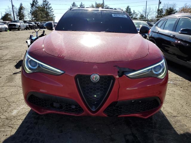 ZASFAKNN0J7B95475 - 2018 ALFA ROMEO STELVIO TI SPORT RED photo 5