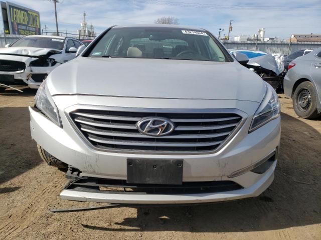 5NPE24AF4FH175017 - 2015 HYUNDAI SONATA SE SILVER photo 5