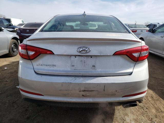 5NPE24AF4FH175017 - 2015 HYUNDAI SONATA SE SILVER photo 6