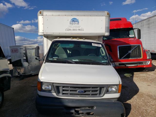 1FDXE45SX6DA63444 - 2006 FORD ECONLINE E450 SUPER DUTY CUTAWAY VAN WHITE photo 5