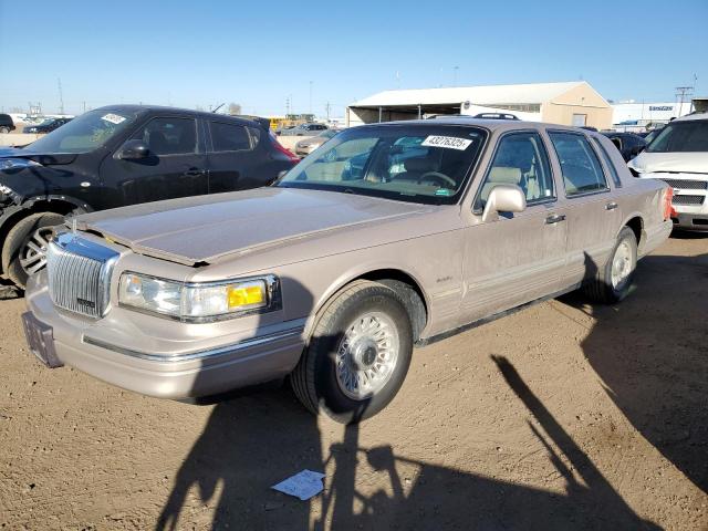1LNLM81W5VY696586 - 1997 LINCOLN TOWN CAR EXECUTIVE Beige Foto 1