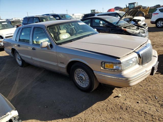 1LNLM81W5VY696586 - 1997 LINCOLN TOWN CAR EXECUTIVE Beige Foto 4