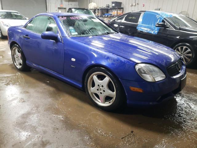 WDBKK47F0XF091832 - 1999 MERCEDES-BENZ SLK 230 KOMPRESSOR BLUE photo 4