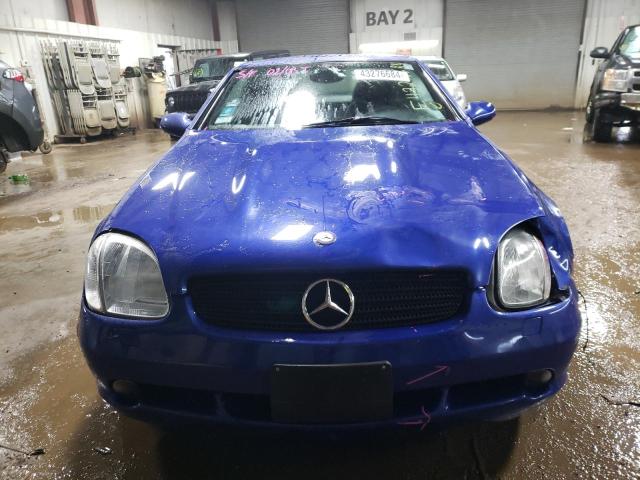 WDBKK47F0XF091832 - 1999 MERCEDES-BENZ SLK 230 KOMPRESSOR BLUE photo 5