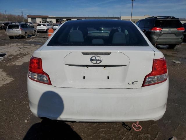 JTKJF5C70B3018419 - 2011 TOYOTA SCION TC WHITE photo 6