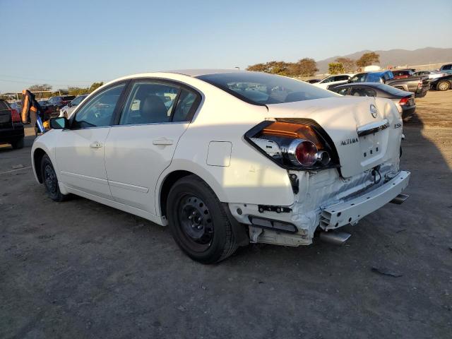 1N4AL2AP7BN459945 - 2011 NISSAN ALTIMA BASE WHITE photo 2