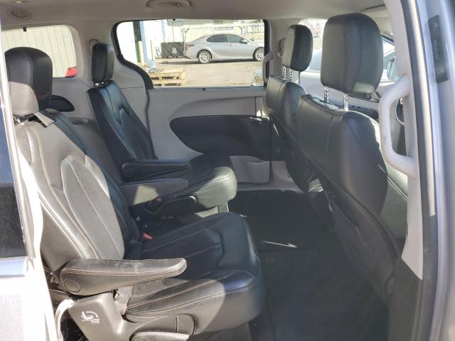 2C4RC1BGXLR269051 - 2020 CHRYSLER PACIFICA TOURING L GRAY photo 11