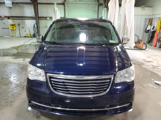 2C4RC1CG8CR314082 - 2012 CHRYSLER TOWN & COU TOURING L BLUE photo 5