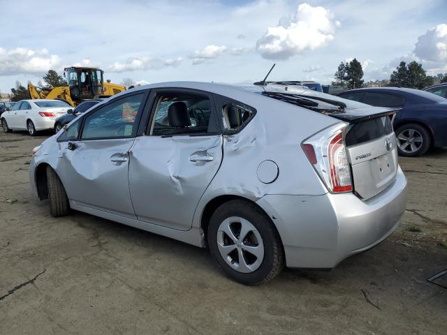 JTDKN3DUXD5539761 - 2013 TOYOTA PRIUS SILVER photo 2