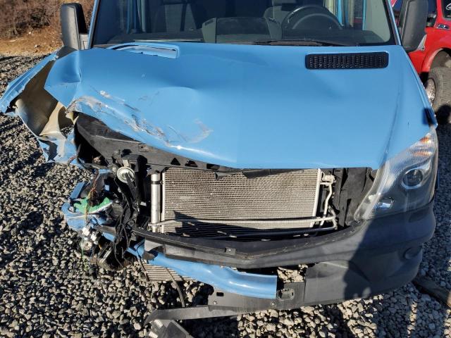 WD3FE8CD5HP556195 - 2017 MERCEDES-BENZ SPRINTER 2500 BLUE photo 12