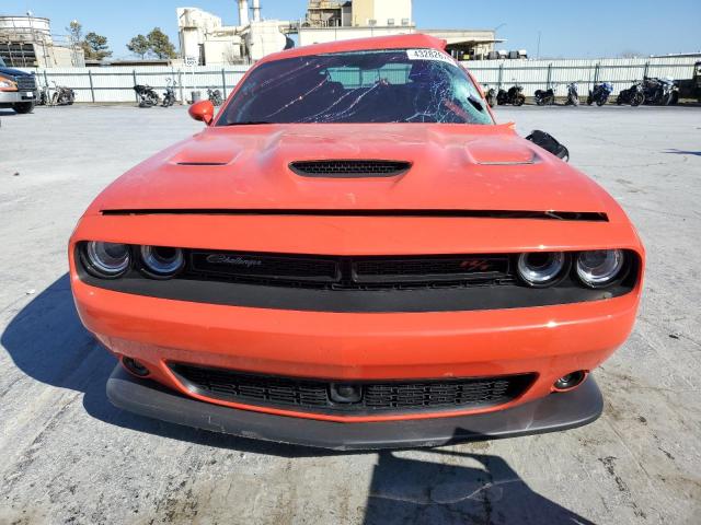 2C3CDZFJ8PH518051 - 2023 DODGE CHALLENGER R/T SCAT PACK ORANGE photo 5