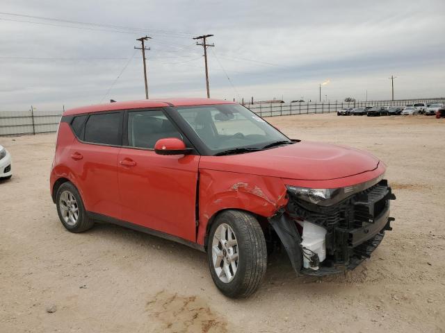 KNDJ23AU9R7222011 - 2024 KIA SOUL LX RED photo 4