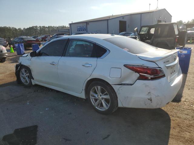 1N4AL3AP8FC263388 - 2015 NISSAN ALTIMA 2.5 WHITE photo 2