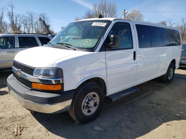 1GBZGPFG1G1241994 - 2016 CHEVROLET EXPRESS G3 LT WHITE photo 1