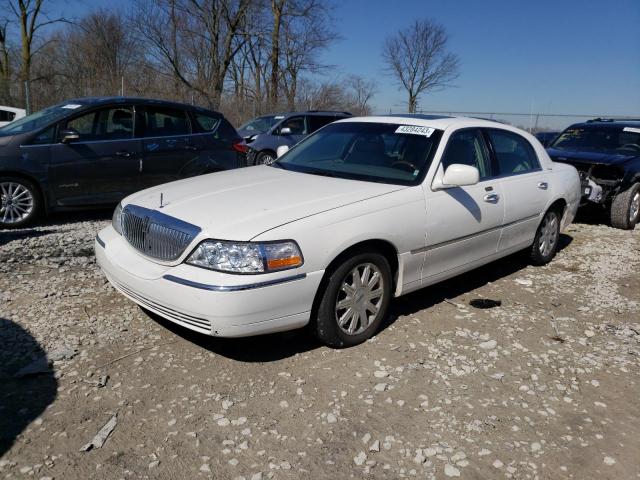 1LNHM82V16Y626175 - 2006 LINCOLN TOWN CAR SIGNATURE LIMITED WHITE photo 1