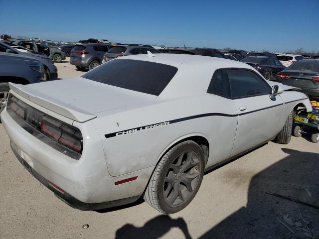 2C3CDZAGXJH116664 - 2018 DODGE CHALLENGER SXT WHITE photo 3