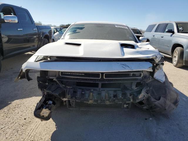 2C3CDZAGXJH116664 - 2018 DODGE CHALLENGER SXT WHITE photo 5