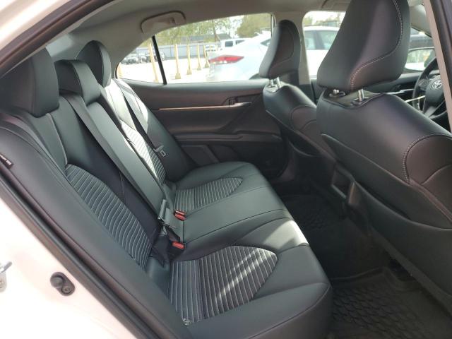 4T1T11AK6PU728923 - 2023 TOYOTA CAMRY SE NIGHT SHADE WHITE photo 10