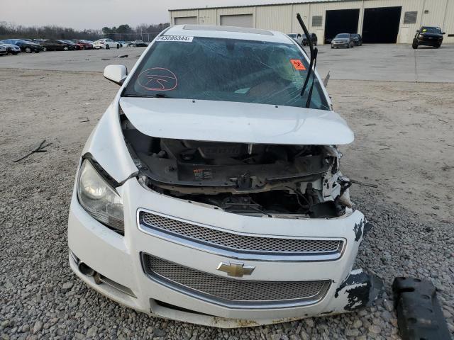 1G1ZG5E78CF302622 - 2012 CHEVROLET MALIBU LTZ WHITE photo 5