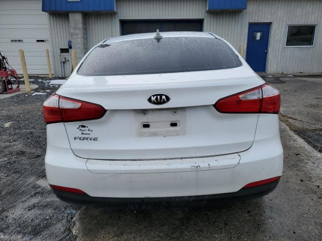 KNAFX4A66E5159712 - 2014 KIA FORTE LX WHITE photo 6